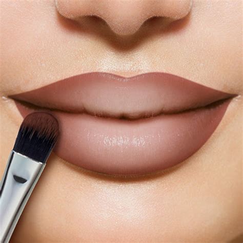 Lip Contouring 101 | aesthetica.me