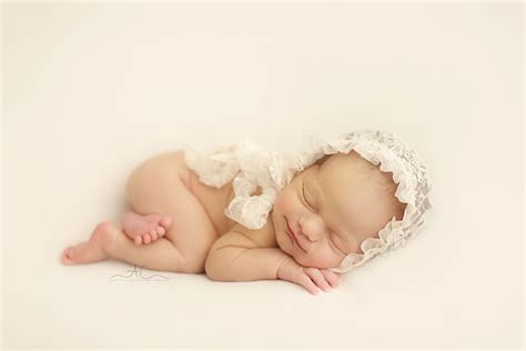 South East London Newborn Baby Girl Photos | Sara