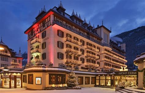 WHERE TO STAY IN ZERMATT, SWITZERLAND - Arzo Travels