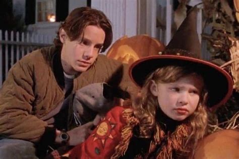 Omri Katz Says OG ‘Hocus Pocus’ Stars ‘Weren’t Invited’ to Sequel