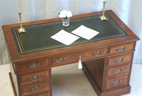 Antique Leather Top Writing Desk - Diy Furniture Projects