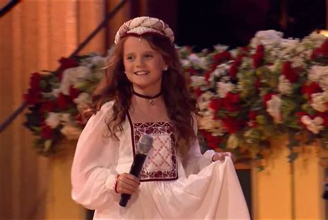 Amira Willighagen & André Rieu : 10 000 people : Standing ovation | Andre rieu, Beautiful songs ...