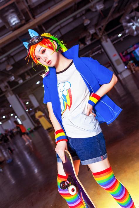 Rainbow Dash Cosplay(1) by RikaDiane on DeviantArt