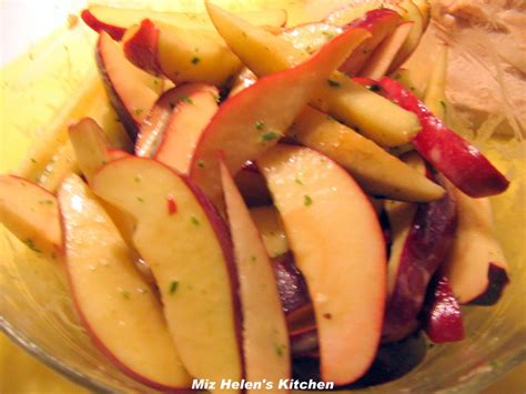 Miz Helen's Country Cottage: Honey Apple Chicken Salad