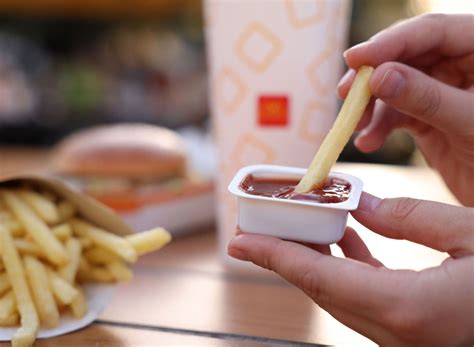 Ex-McDonald's Chef Claims You Can Buy the Famous Barbecue Sauce At the Store