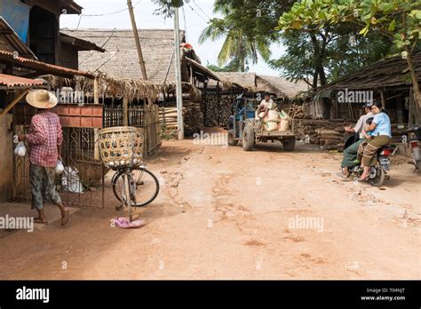 Rural village life in a small town in Myanmar (Burma Stock Photo - Alamy