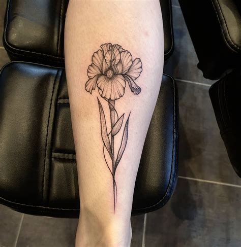 iris tattoos - Google Search | Iris tattoo, Iris flower tattoo, White tattoo