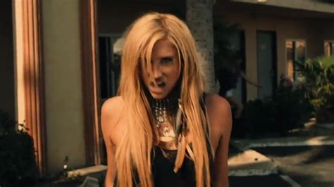 Take It Off [Music Video] - Ke$ha Image (19835303) - Fanpop