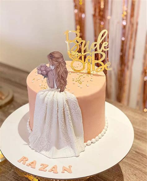 Bride to be cake 🧁