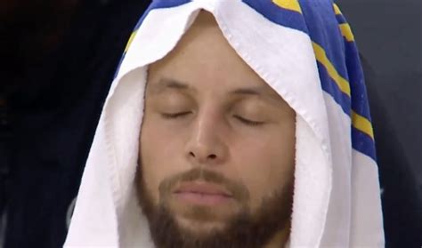 Steph Curry Became a Funny Meme During Warriors’ Loss to Nuggets