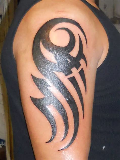 Tribal Upper Arm Tattoo