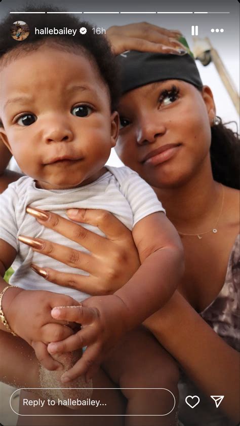 Halle Bailey Just Posted The Cutest Beach Selfie With Her Son Halo - Fashnfly