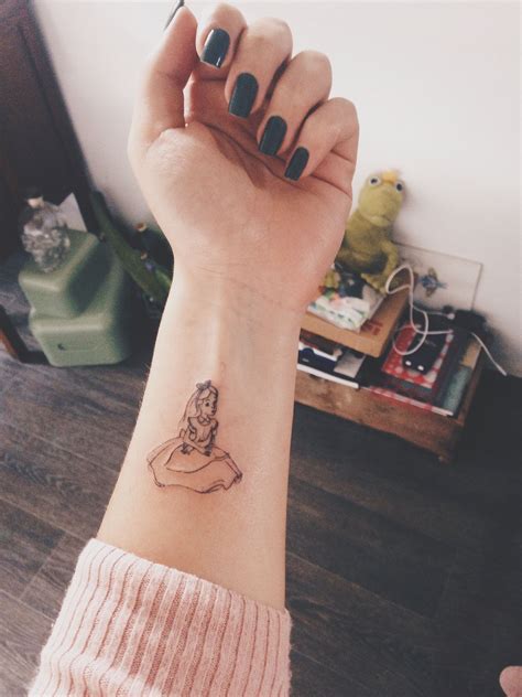 Alice In Wonderland Tattoo Ideas