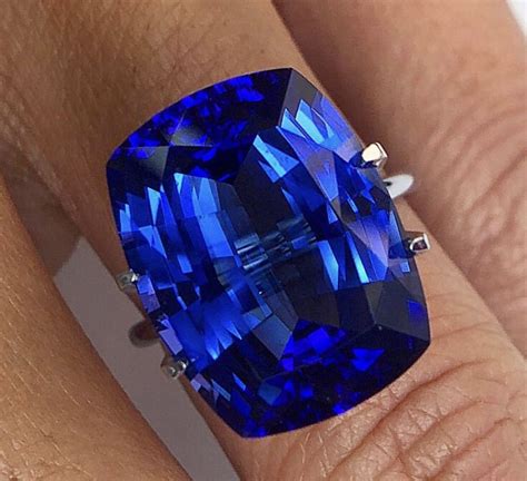 Pin by Judy FitzJohn on Fashion | Sapphire jewelry, Rings cool, Stone ...