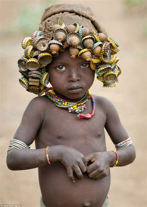 The African Dassanech tribe turning Western rubbish into jewellery | Daily Mail Online