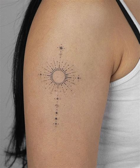 #handpoked 직접 그리신 스케치 바탕으로 | Modern tattoos, Sun tattoos, Boho tattoos