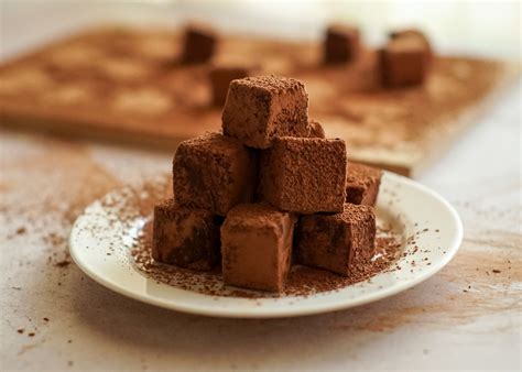 15 Easy Simple Chocolate Desserts – Easy Recipes To Make at Home