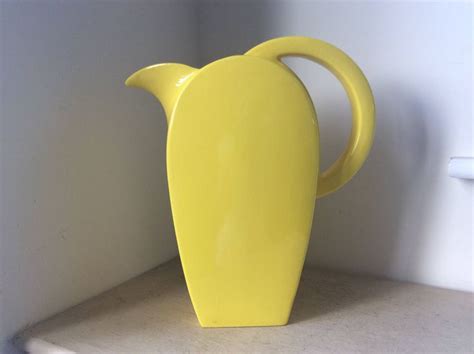 Pin on Deco vases and ceramics