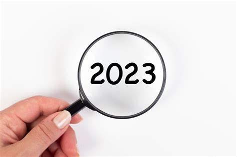 2023 under magnifying glass - Creative Commons Bilder