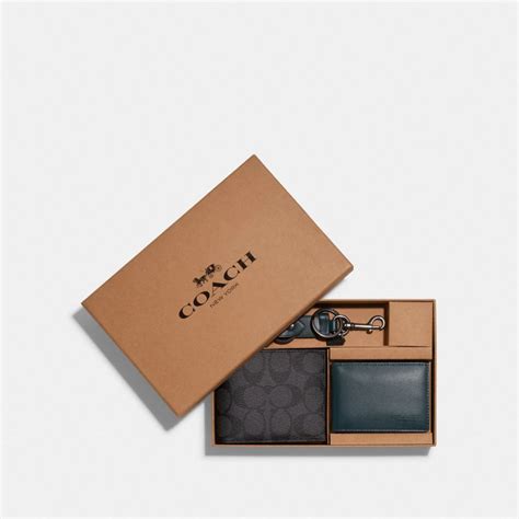 COACH® | Boxed 3 In 1 Wallet Gift Set In Colorblock Signature Canvas