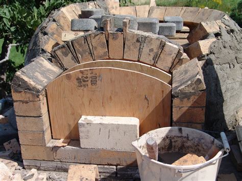 Diy Refractory Cement / Cementing a smelter/furnace with refractory ...