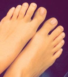 24 mejores imágenes de feet | Feet nails, Toe nails y Female feet