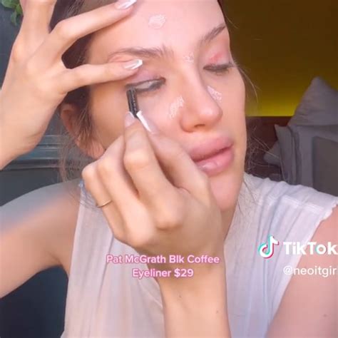 How TikTok's Eyeliner Hack Gives Maximum Results With Minimal Effort