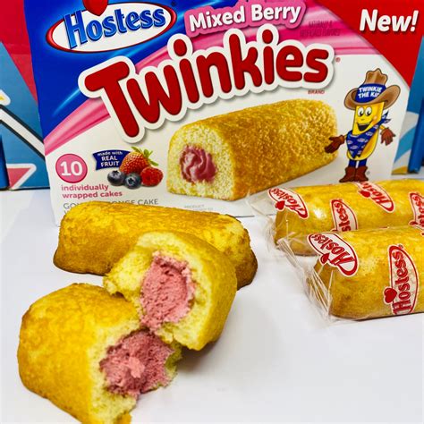 Hostess Banana Twinkies | American Snack Cakes