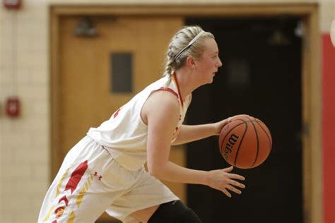 Crossover dribbles and...cows? How Charleston basketball's Morgan Hutchins juggled two opposite ...