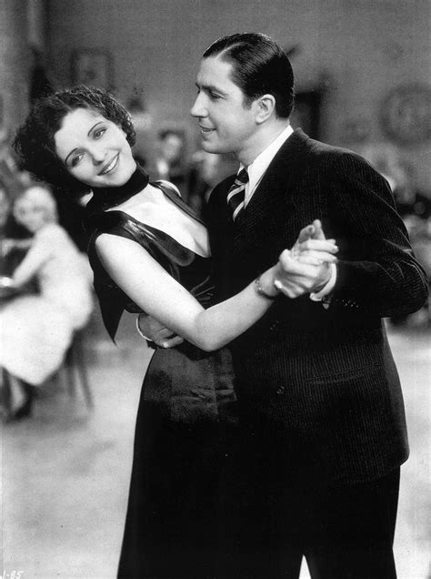 Carlos Gardel, simbolo e fiamma eterna del tango. Origini, storia e morte