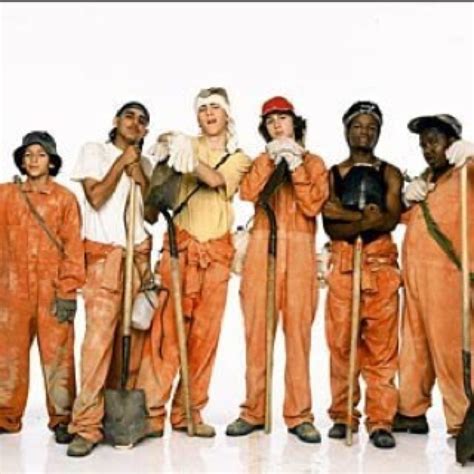 really love the movie "Holes" | Holes movie, Hole song, It movie cast