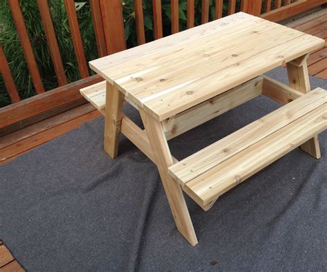 Kids' Picnic Table : 8 Steps (with Pictures) - Instructables