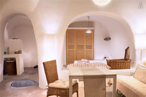 15 Amazing Airbnb in Santorini (2024 LIST) - Santorini Secrets