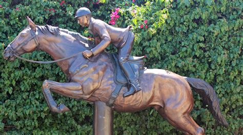 How to Care for Your Bronze Statues - The Bronzeman Guide - Bronzeman