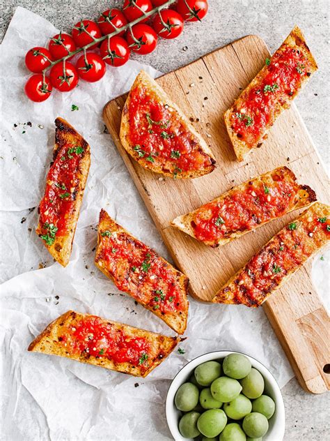 Spanish toast with tomato (Pan con tomate) | K33 Kitchen - Delicious plant-based vegan recipes ...