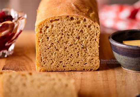 Easy Einkorn Sandwich Bread {with freshly milled flour} | Beets & Bones