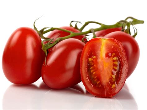 Roma Tomato Plant Size : To grow roma tomatoes, first get seeds or seedlings and pick a sunny spot.