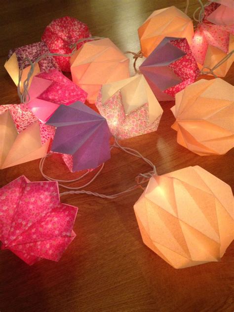 Guirlande origami | Paper crafts origami, Origami garland, Origami lights