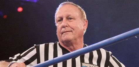 Earl Hebner believes Bret Hart was an accomplice in the Montreal Screwjob | Wrestling-Online.com