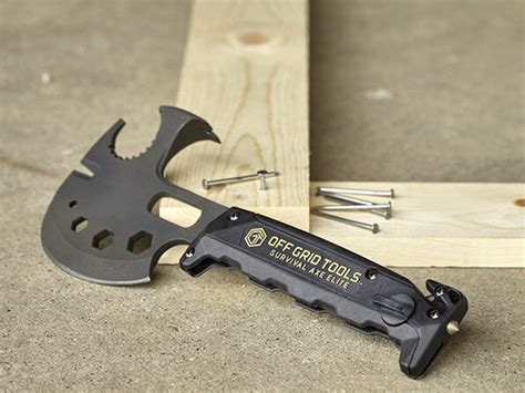 The Off-Grid Survival Axe | Citizen Goods