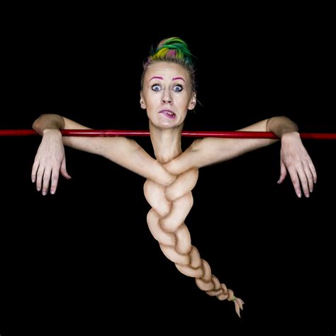 Makeup Artist Transforms Her Body With Shocking Optical Illusions