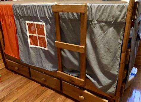 Ms. Nancy's Nook : A Bed Tent for Bunk Beds DIY