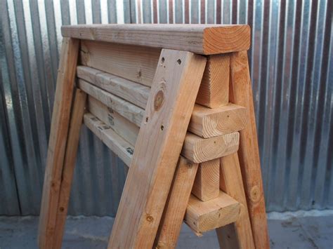 How to Build Stackable Sawhorses