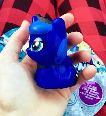 Store Finds: Juice Bottle Figures, Equestria Girls, Stepping Stone & More | MLP Merch