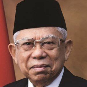 Ma'ruf Amin - Age, Family, Bio | Famous Birthdays