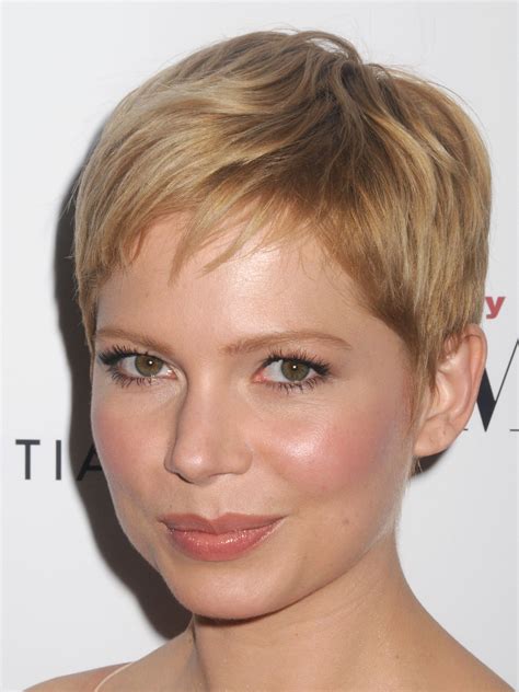 Pixie haircuts for women with round face in 2023