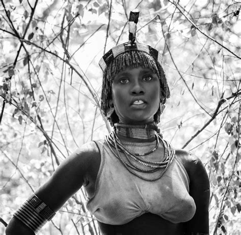 Bullah Woman, Hamar Tribe | African tribal girls, African people, African girl