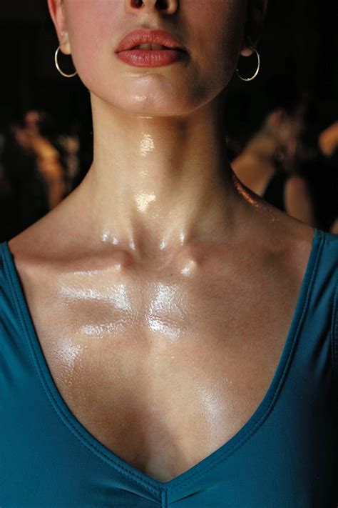 Sweat-Proof Makeup Tips, According to Makeup Artists | POPSUGAR Beauty UK