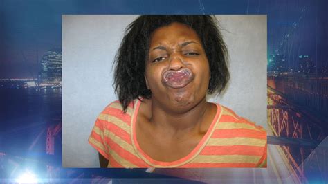 Ugly Mug Shots | Angela Green was charged with obstructing official ...