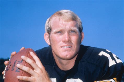 Terry Bradshaw’s Country Singing Career: NFL Legend and Eliminated ‘Masked Singer’ Contestant ...